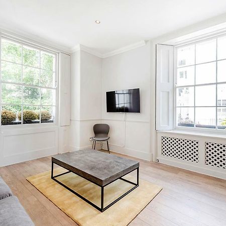 Stylish 2 Bedroom Flat In Knightsbridge ลอนดอน ภายนอก รูปภาพ