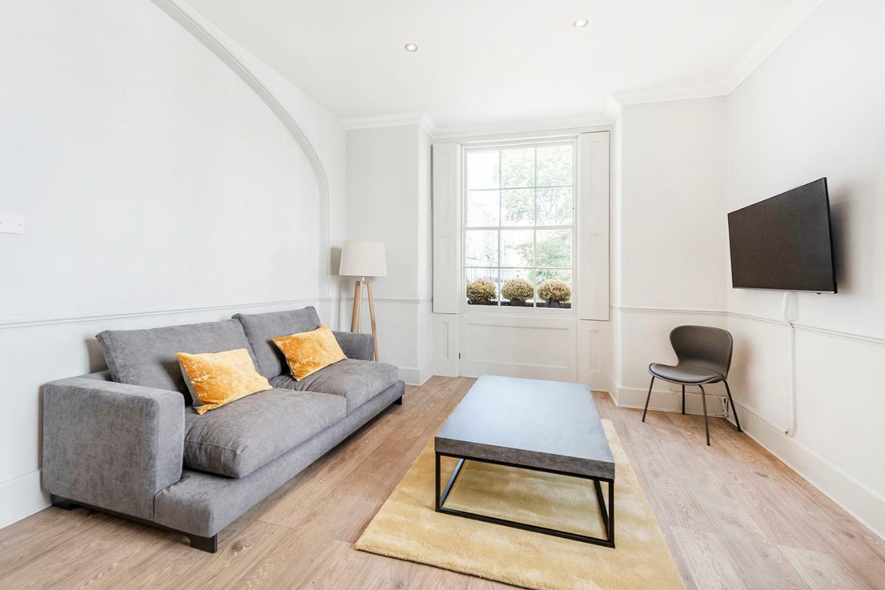 Stylish 2 Bedroom Flat In Knightsbridge ลอนดอน ภายนอก รูปภาพ
